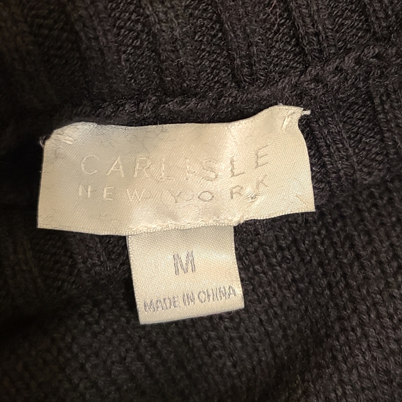 Unique Sweater With Rabbit Fur Decoration - Picture 5 of 7